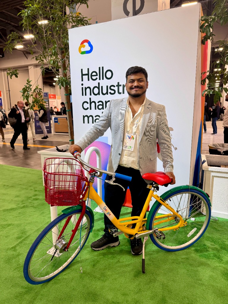 Mayur Rathi at Google Cloud Next event